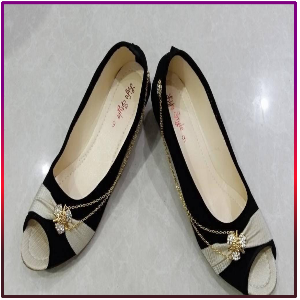 Women's Embellished Heels 👠